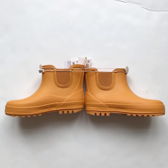 ZARA NWT yellow ankle rain boots size 27(10.5 toddler) - Picture 2 of 7